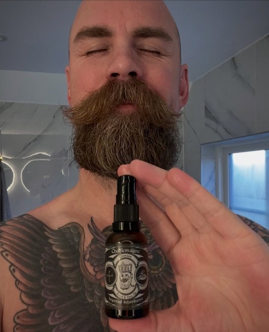 Long Beard With Pump Beard Oil