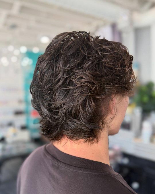 Medium Length Wavy Layers