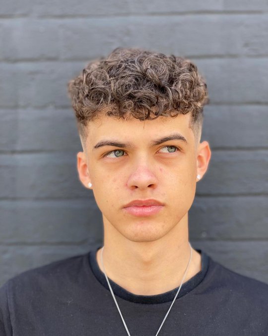 Highlighted Curly Fringe