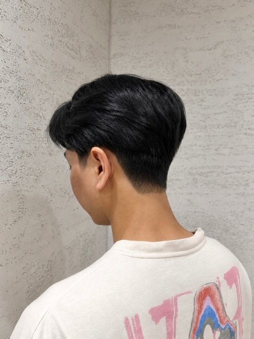 Back View: Smooth Tapered Two Block