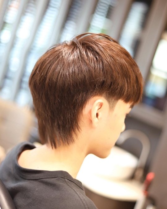 Back View: Rounded Top + Low Taper